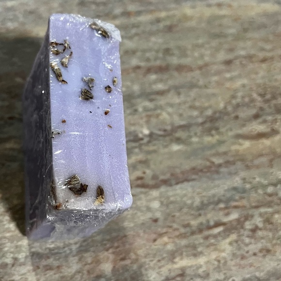 New Relaxcation Luxury Lavender bath and spa gift set - Picture 8 of 16